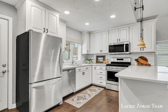 916 Cogswell Street Nw, City Of Walker, MI 49544