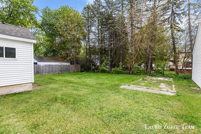 916 Cogswell Street Nw, City Of Walker, MI 49544
