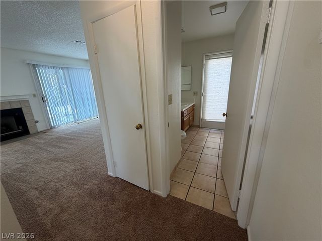 9509 Swan Bay Drive, Las Vegas, NV 89117