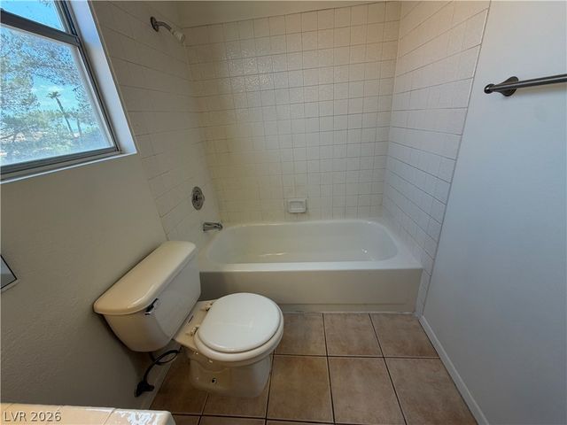 9509 Swan Bay Drive, Las Vegas, NV 89117