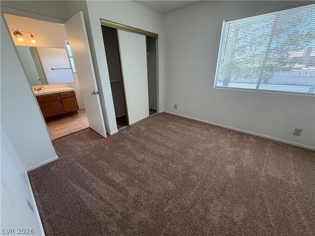 9509 Swan Bay Drive, Las Vegas, NV 89117