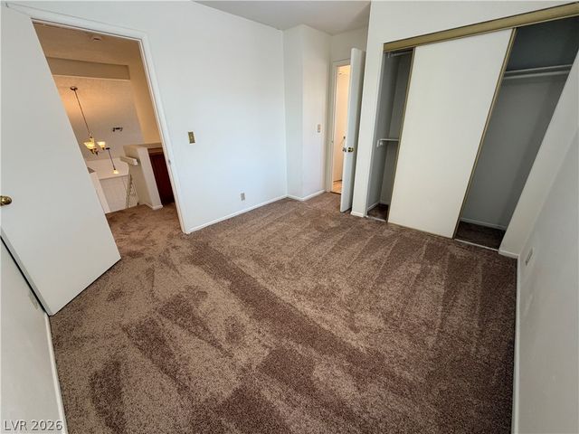 9509 Swan Bay Drive, Las Vegas, NV 89117