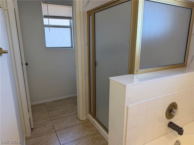 9509 Swan Bay Drive, Las Vegas, NV 89117