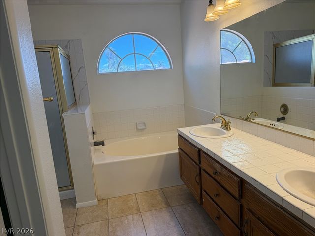 9509 Swan Bay Drive, Las Vegas, NV 89117