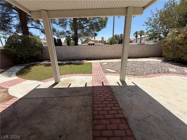 9509 Swan Bay Drive, Las Vegas, NV 89117