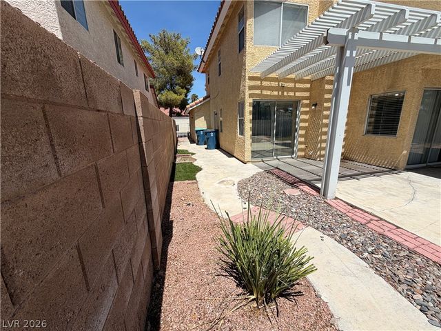 9509 Swan Bay Drive, Las Vegas, NV 89117