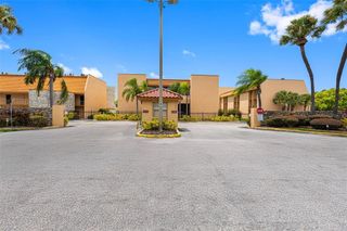 5820 N CHURCH AVENUE 346, Tampa, FL 33614