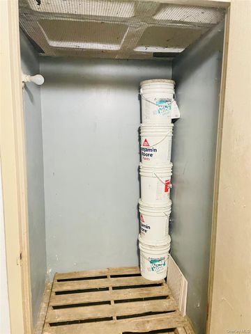 10 Stewart Pl 2GE, White Plains, NY 10603