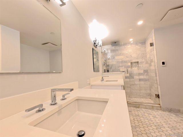 10 Stewart Pl 2GE, White Plains, NY 10603
