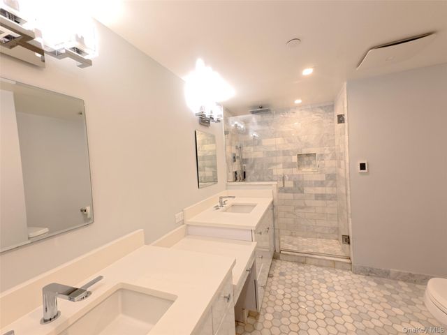 10 Stewart Pl 2GE, White Plains, NY 10603