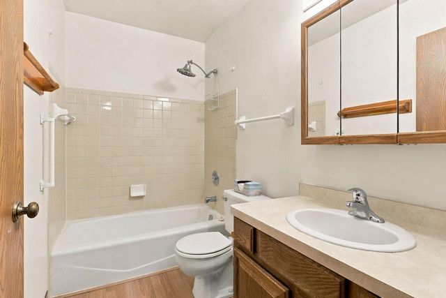 6207 68th STREET, Kenosha, WI 53142