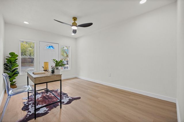 6706 Colony Park DR, Austin, TX 78724