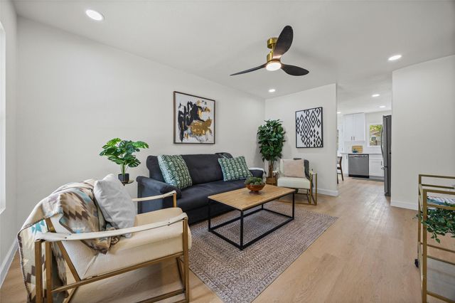 6706 Colony Park DR, Austin, TX 78724