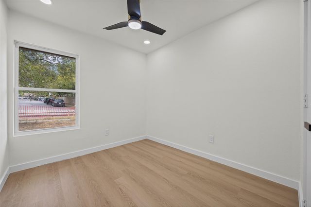 6706 Colony Park DR, Austin, TX 78724