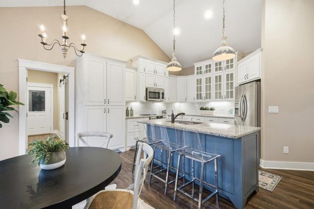 2452 Pleasant Hill Road, Talking Rock, GA 30175