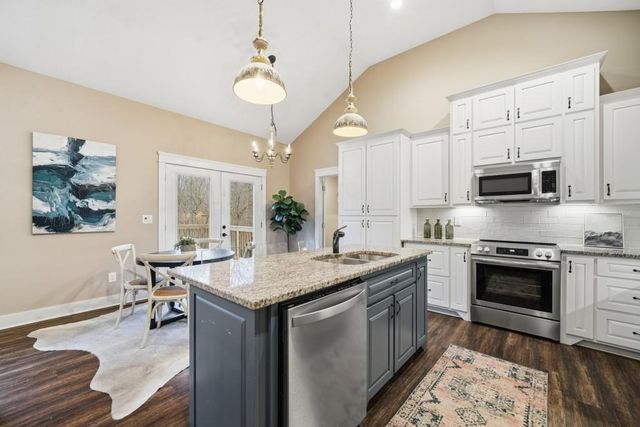 2452 Pleasant Hill Road, Talking Rock, GA 30175