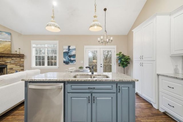 2452 Pleasant Hill Road, Talking Rock, GA 30175