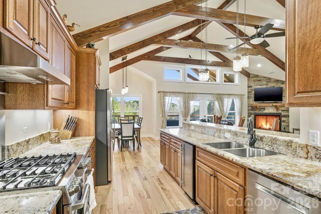1510 Royal Lane, Lenoir, NC 28645