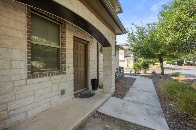 2880 Donnell DR 101, Round Rock, TX 78664
