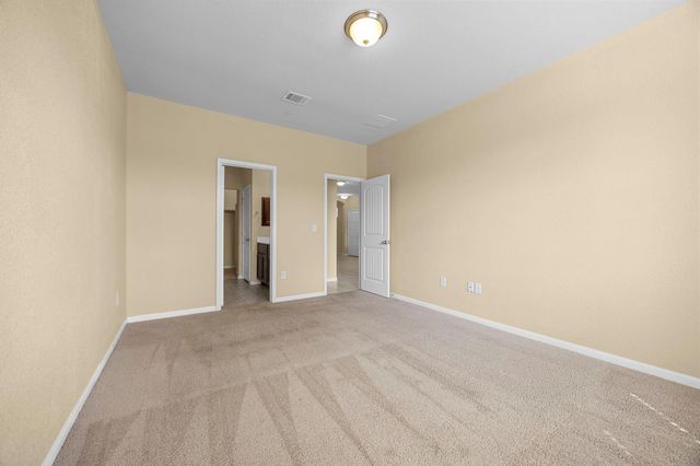 2880 Donnell DR 101, Round Rock, TX 78664
