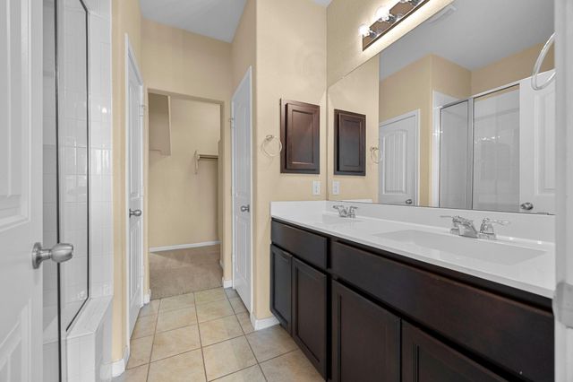 2880 Donnell DR 101, Round Rock, TX 78664