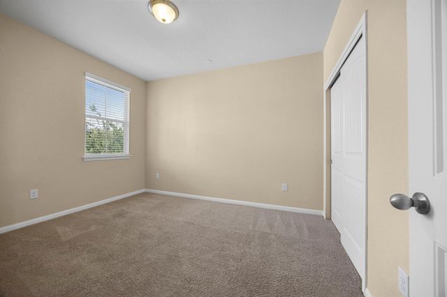 2880 Donnell DR 101, Round Rock, TX 78664