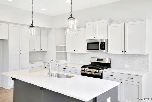 8885 Chattan Way, Pike Road, AL 36064