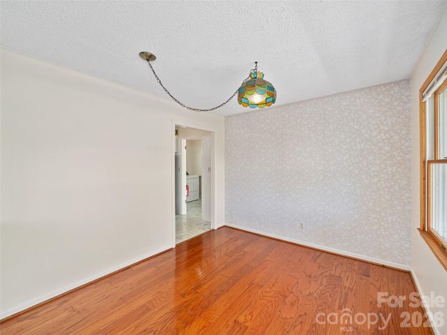 261 Shady Oak Road, Burnsville, NC 28714