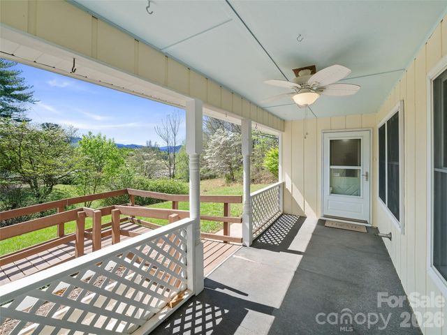 261 Shady Oak Road, Burnsville, NC 28714