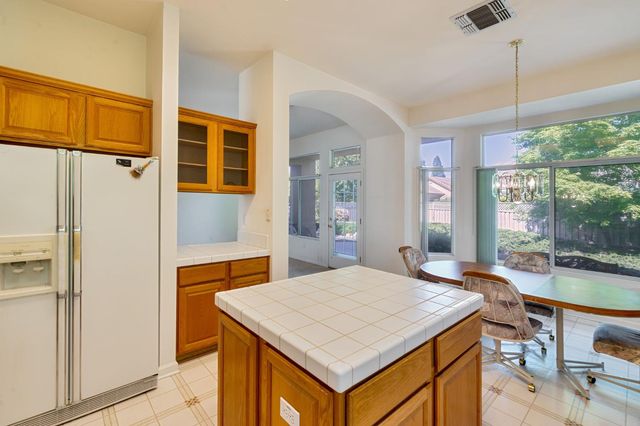 7133 Secret Garden Loop, Roseville, CA 95747