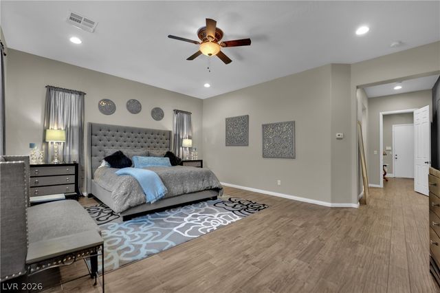 5523 Kyle Peak Court, Las Vegas, NV 89135
