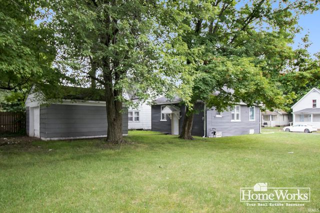 236 E Fox Street, South Bend, IN 46613