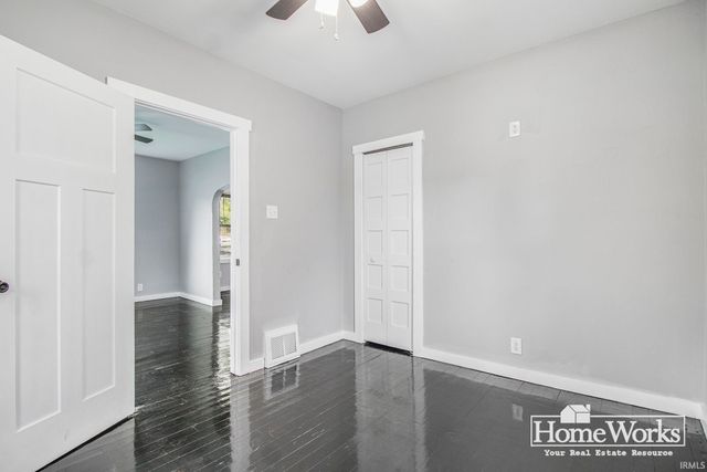 236 E Fox Street, South Bend, IN 46613