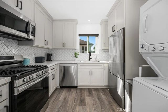 3246 N Marwick, Long Beach, CA 90808