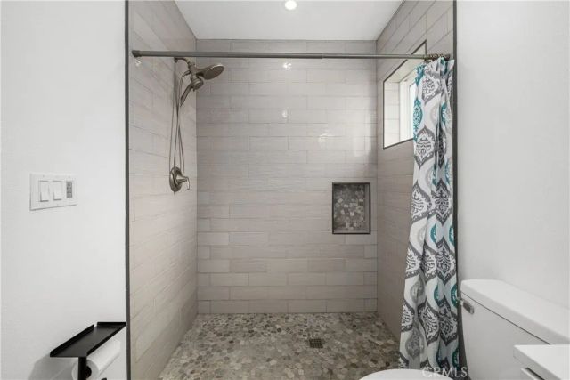 3246 N Marwick, Long Beach, CA 90808