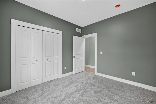 926 Ford Road, Carleton, MI 48117