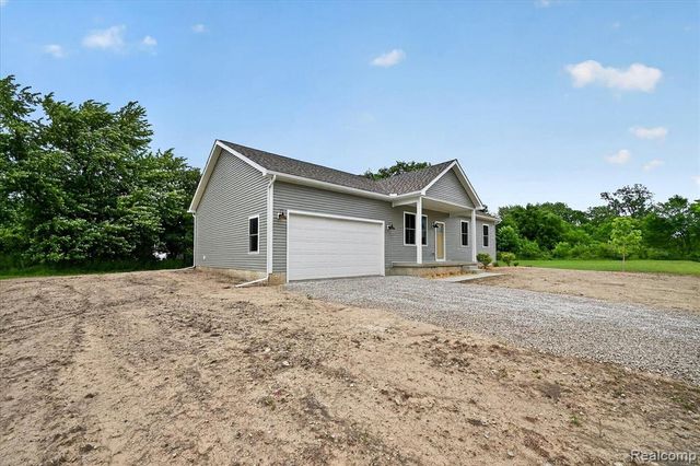 926 Ford Road, Carleton, MI 48117