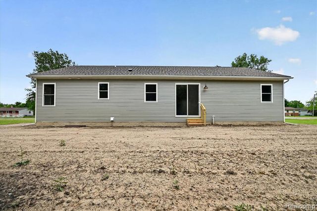 926 Ford Road, Carleton, MI 48117