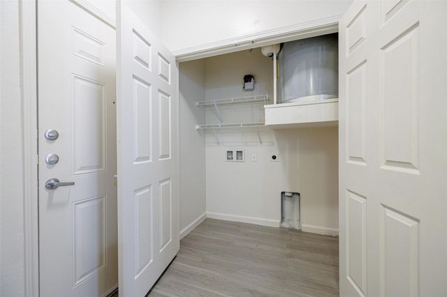 5605 Springdale RD 4-4-4426, Austin, TX 78723