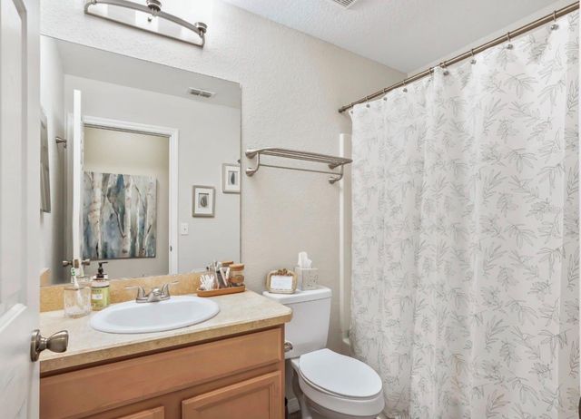 4904 NE 123RD LANE, Oxford, FL 34484