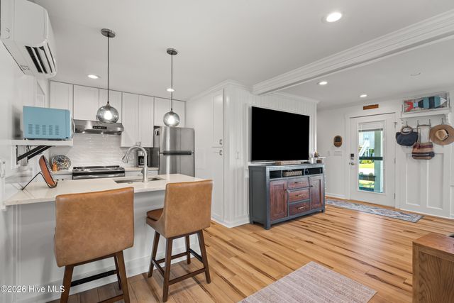 105 High Point Avenue A & B, Surf City, NC 28445