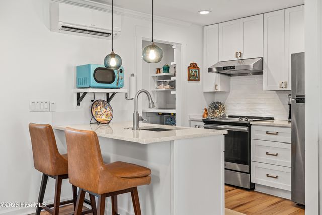 105 High Point Avenue A & B, Surf City, NC 28445