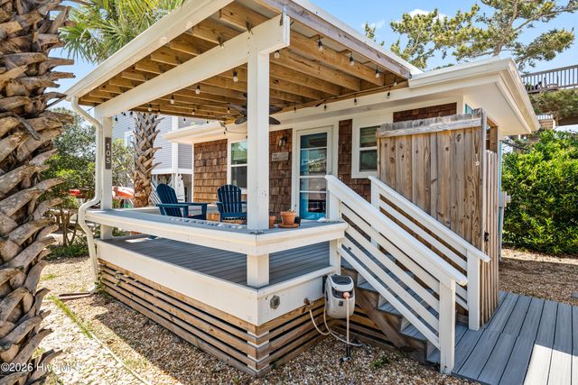 105 High Point Avenue A & B, Surf City, NC 28445