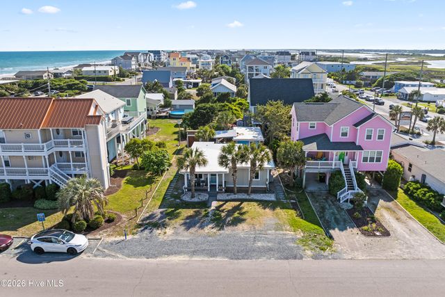 105 High Point Avenue A & B, Surf City, NC 28445
