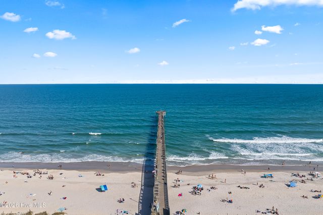 105 High Point Avenue A & B, Surf City, NC 28445