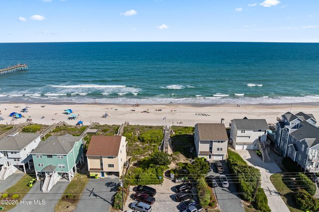 105 High Point Avenue A & B, Surf City, NC 28445