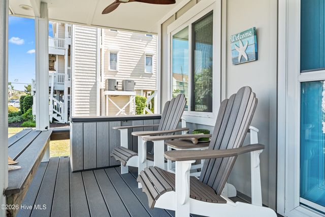 105 High Point Avenue A & B, Surf City, NC 28445