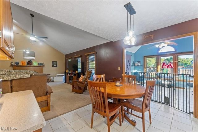 2319 Hunters Ridge, Boardman, OH 44512