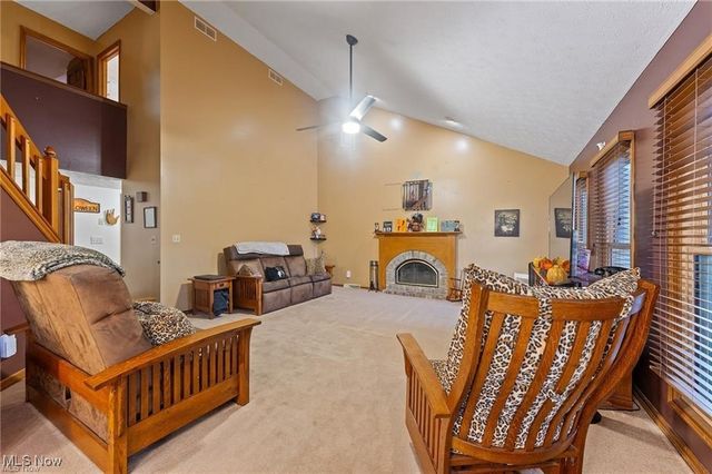 2319 Hunters Ridge, Boardman, OH 44512