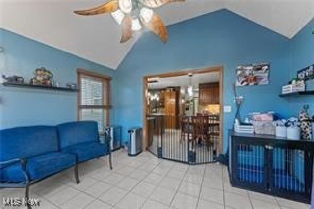 2319 Hunters Ridge, Boardman, OH 44512